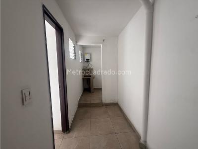 Apartamento de 2 alcobas en arriendo en La Pilarica, Medellín, 65 m² · foto 12 de 14