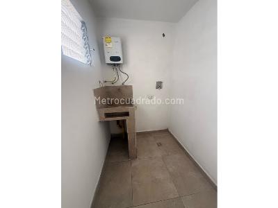 Apartamento de 2 alcobas en arriendo en La Pilarica, Medellín, 65 m² · foto 13 de 14