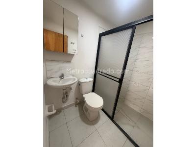 Apartamento de 2 alcobas en arriendo en La Pilarica, Medellín, 65 m² · foto 7 de 14