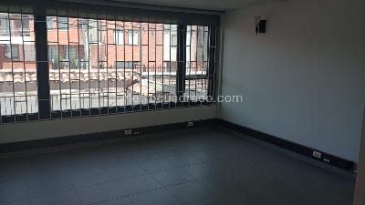 Casa de 5 alcobas en arriendo en Bulevar Las Villas, Bogotá, 305 m² · foto 3 de 19