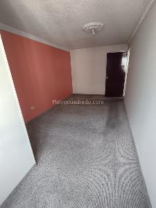 Apartamento de 4 alcobas en venta en Centro Eduardo Santos, Bogotá, 138 m² · foto 4 de 17