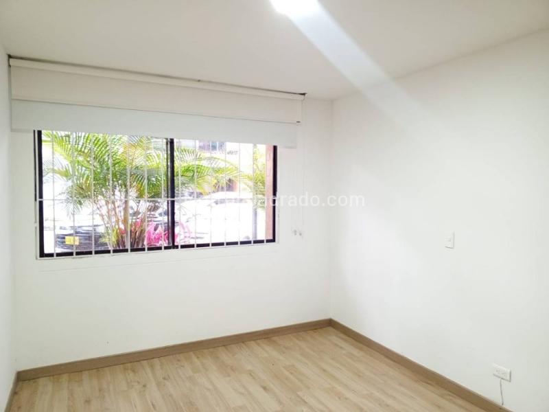 Apartamento en Arriendo, Circunvalar, Pereira - Widok 4