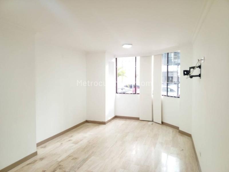 Apartamento en Arriendo, Circunvalar, Pereira - Widok 6