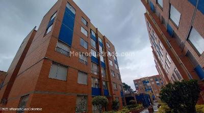 Apartamento en venta en Britalia Norte, Bogotá · foto 2 de 17