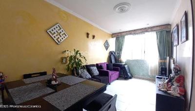 Apartamento en venta en Britalia Norte, Bogotá · foto 6 de 17