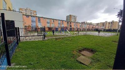 Apartamento en venta en Britalia Norte, Bogotá · foto 4 de 17