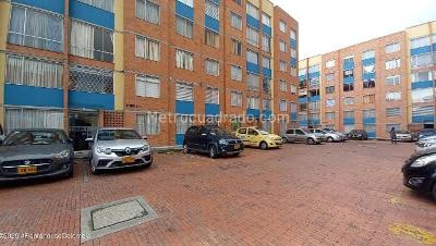 Apartamento en venta en Britalia Norte, Bogotá · foto 3 de 17