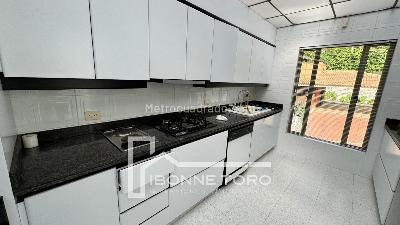 Casa en venta en El Trebol, Manizales · foto 5 de 19