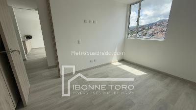 Apartamento en venta en Avenida Kevin Angel, Manizales · foto 5 de 9