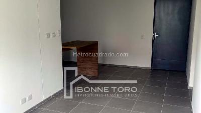 Apartamento de 3 alcobas en venta en La Toscana, Manizales, 60 m² · foto 2 de 13