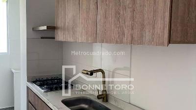 Apartamento de 3 alcobas en venta en La Toscana, Manizales, 60 m² · foto 4 de 13