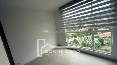 Apartamento de 3 alcobas en venta en Bella Suiza, Manizales, 59 m² · foto 6 de 10