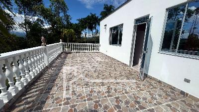 Casa en venta en Kilometro 41, Manizales · foto 9 de 13