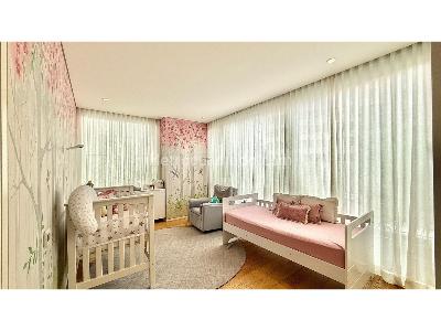 Casa de 4 alcobas en venta en Chico, Bogotá, 460 m² · foto 4 de 12