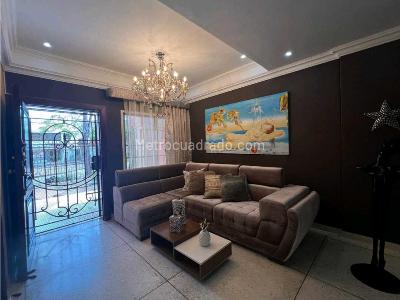 Casa en venta en Santa Monica, Barranquilla · foto 2 de 9