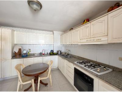 Apartamento de 3 alcobas en venta en Riomar, Barranquilla, 222 m² · foto 9 de 20