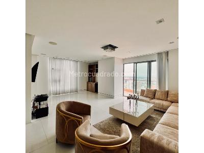Apartamento de 4 alcobas en arriendo en El Golf, Barranquilla, 370 m² · foto 6 de 20