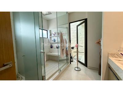 Casa de 5 alcobas en venta en Riomar, Barranquilla, 550 m² · foto 14 de 17
