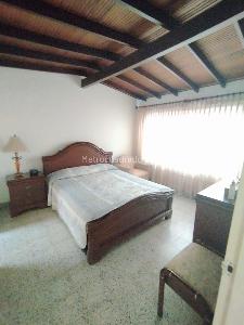 Casa de 5 alcobas en venta en Laureles, Medellín, 300 m² · foto 19 de 20