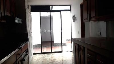 Apartamento de 3 alcobas en venta en Laureles, Medellín, 127 m² · foto 6 de 20