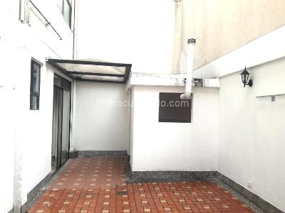 Apartamento de 3 alcobas en venta en Laureles, Medellín, 127 m² · foto 9 de 20