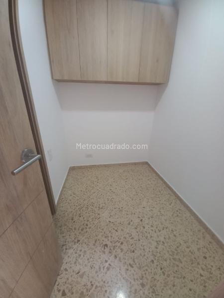 Apartamento Elegante de 3 Alcobas en Laureles - 6