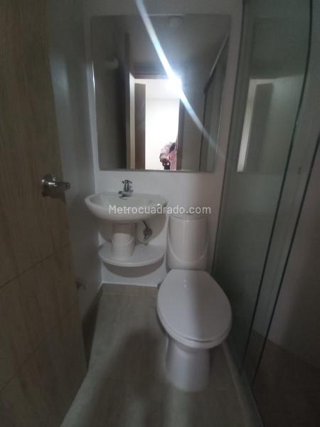 Apartamento Elegante de 3 Alcobas en Laureles - 7