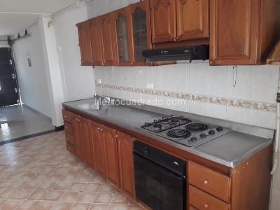 Casa de 4 alcobas en venta en Belen Fatima, Medellín, 230 m² · foto 2 de 20