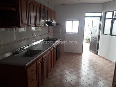 Casa de 4 alcobas en venta en Belen Fatima, Medellín, 230 m² · foto 5 de 20