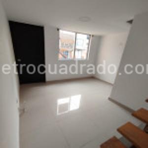Casa de 3 alcobas en venta en Robledo, Medellín, 84 m² · foto 4 de 11