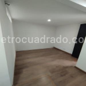 Casa de 3 alcobas en venta en Robledo, Medellín, 84 m² · foto 5 de 11