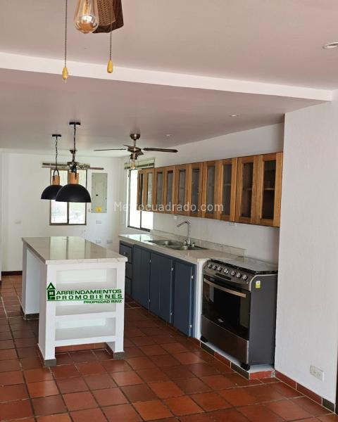 Charming 4BR House in Condominio Casa De Verano - 2