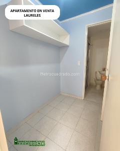 Apartamento de 2 alcobas en venta en Laureles, Medellín, 73 m² · foto 9 de 12