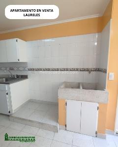 Apartamento de 2 alcobas en venta en Laureles, Medellín, 73 m² · foto 12 de 12