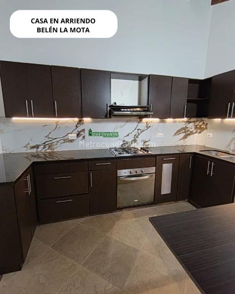 Charming 2BR Apartment in Belen La Mota - 2