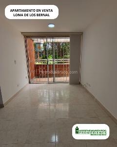 Apartamento de 3 alcobas en venta en Belen Loma De Los Bernal, Medellín, 77 m² · foto 4 de 18