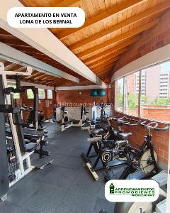 Apartamento de 3 alcobas en venta en Belen Loma De Los Bernal, Medellín, 77 m² · foto 16 de 18