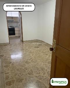 Apartamento en venta en Laureles, Medellín · foto 3 de 15
