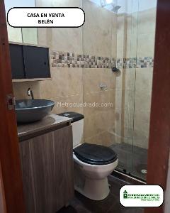Casa de 3 alcobas en venta en Belen Las Playas, Medellín, 98 m² · foto 2 de 9