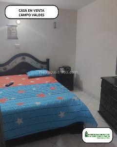 Casa de 4 alcobas en venta en Campo Valdes 1, Medellín, 108 m² · foto 8 de 20