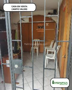 Casa de 4 alcobas en venta en Campo Valdes 1, Medellín, 108 m² · foto 19 de 20