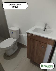 Casa en venta en Santamaria, Itagüí · foto 2 de 15