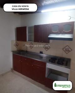 Casa de 3 alcobas en venta en Villa Hermosa, Medellín, 100 m² · foto 2 de 12