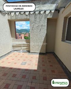 Apartamento de 3 alcobas en arriendo en Laureles, Medellín, 173 m² · foto 17 de 18
