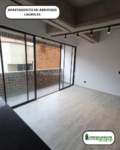 Apartamento de 2 alcobas en arriendo en Laureles, Medellín, 85 m² · foto 4 de 12