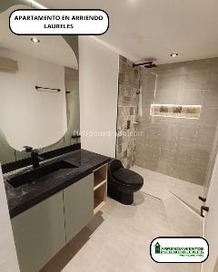 Apartamento de 2 alcobas en arriendo en Laureles, Medellín, 85 m² · foto 10 de 12