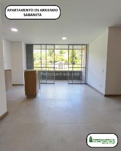 Apartamento de 3 alcobas en arriendo en San Jose, Sabaneta, 72 m² · foto 4 de 16