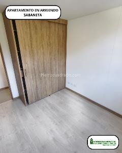 Apartamento de 3 alcobas en arriendo en San Jose, Sabaneta, 72 m² · foto 11 de 16