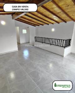 Casa de 3 alcobas en venta en Campo Valdes 1, Medellín, 75 m² · foto 3 de 9