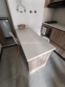 Apartaestudio en arriendo en Laureles, Medellín, 21 m² · foto 2 de 11